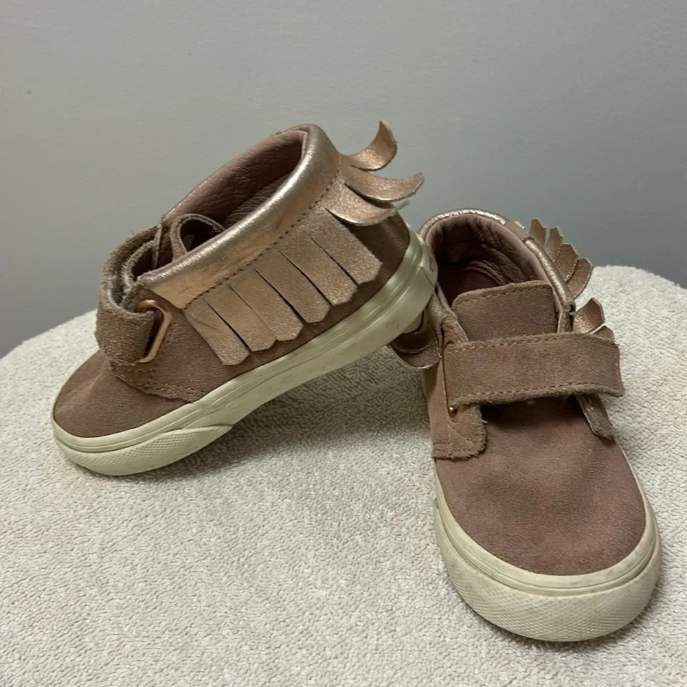 Vans fringe moccasin pink suede sneaker kids toddlers Slip In loop strap size 7